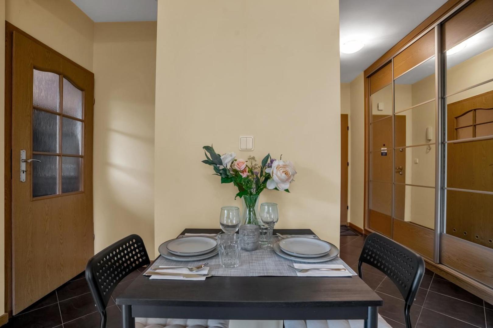 Apartment Mokotow - Balcony, Parking - By Rentujemy *
