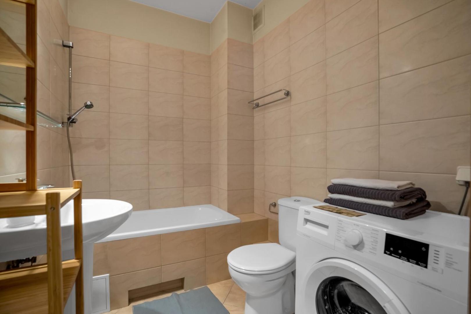 Apartment Mokotow - Balcony, Parking - By Rentujemy Warsaw